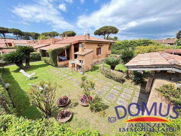 casa indipendente in vendita a San Felice Circeo