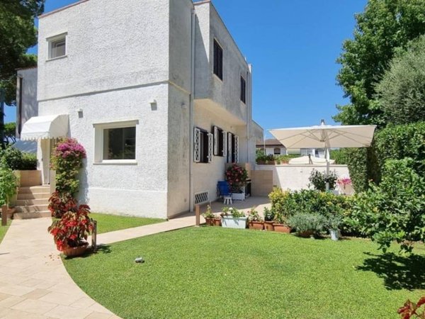 casa indipendente in vendita a San Felice Circeo
