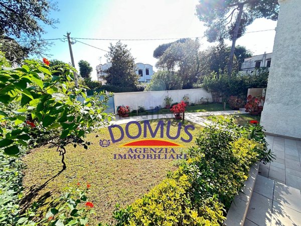 casa indipendente in vendita a San Felice Circeo in zona Torre Olevola
