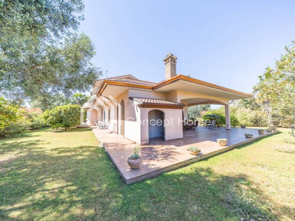 casa indipendente in vendita a San Felice Circeo
