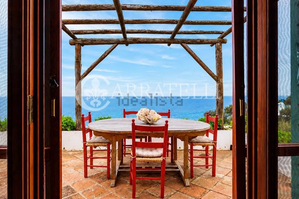 casa indipendente in vendita a San Felice Circeo in zona Punta Rossa