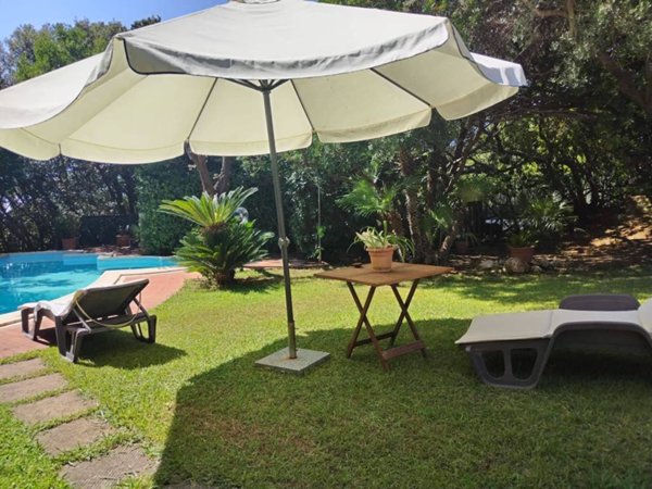 casa indipendente in vendita a San Felice Circeo in zona Punta Rossa