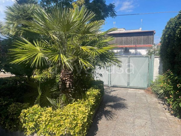 casa indipendente in vendita a San Felice Circeo in zona Torre Olevola