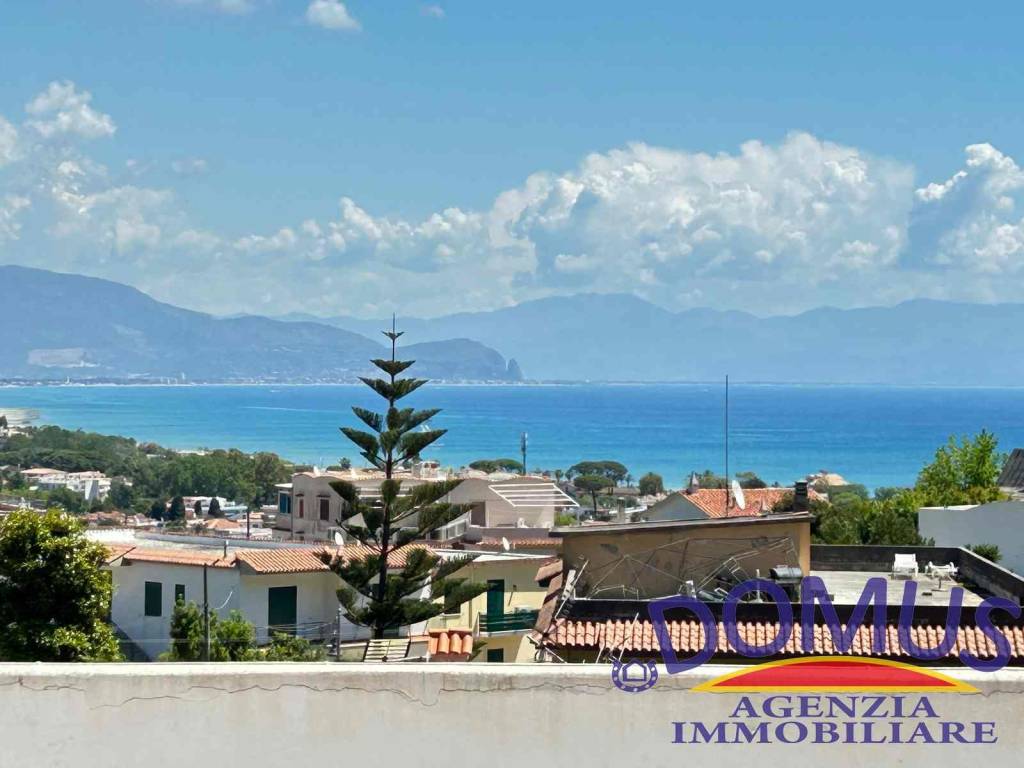 casa indipendente in vendita a San Felice Circeo