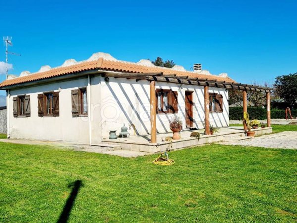 casa indipendente in vendita a San Felice Circeo in zona Campo La Mola