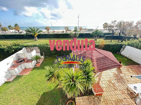casa indipendente in vendita a San Felice Circeo