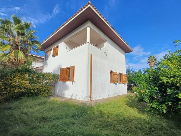 casa indipendente in vendita a San Felice Circeo