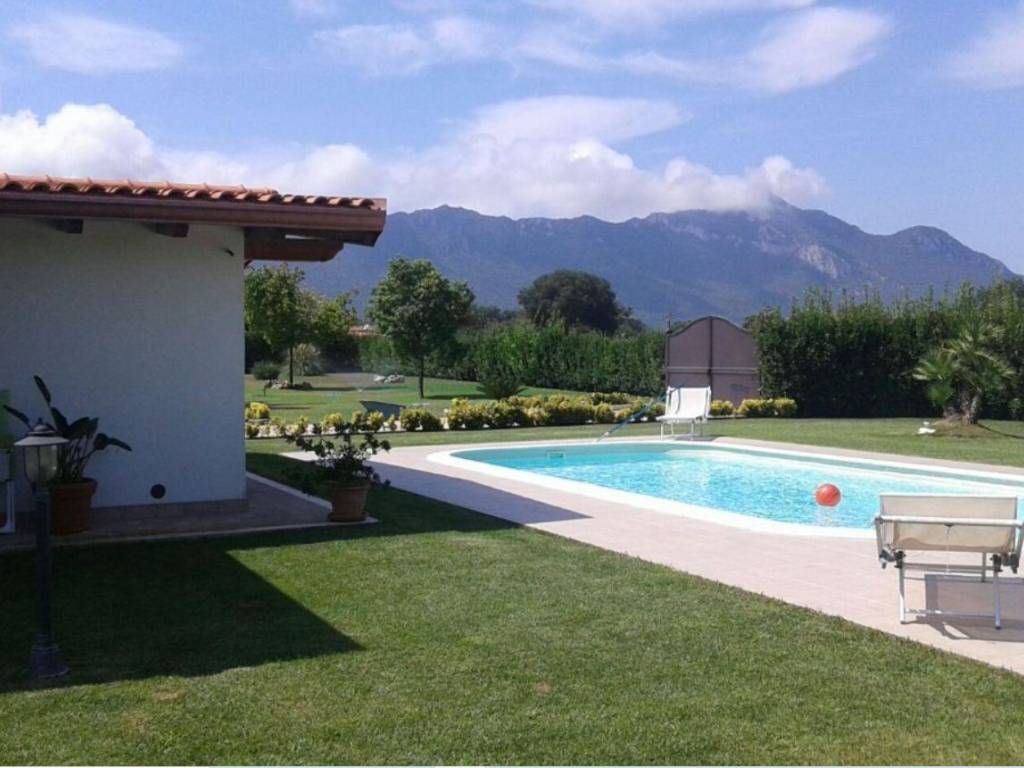 casa indipendente in vendita a San Felice Circeo