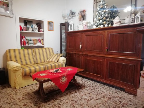 casa indipendente in vendita a San Felice Circeo in zona Borgo Montenero