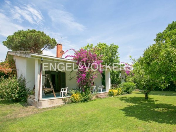 casa indipendente in vendita a San Felice Circeo