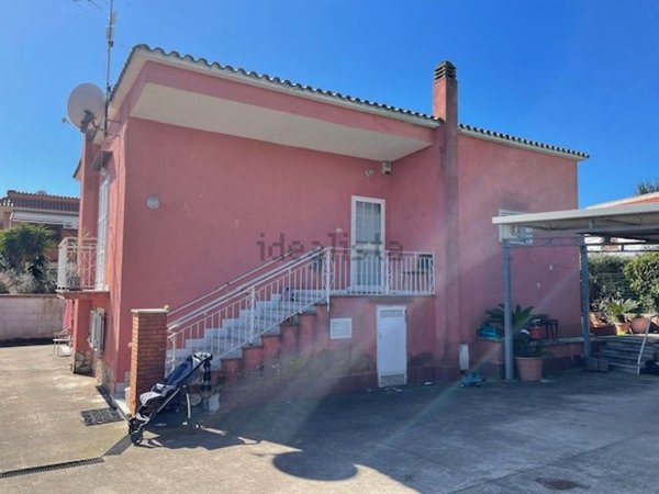 casa indipendente in vendita a San Felice Circeo in zona Torre Olevola