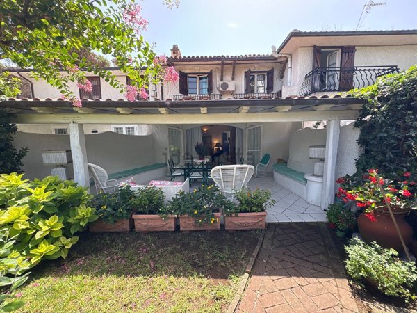 casa indipendente in vendita a San Felice Circeo