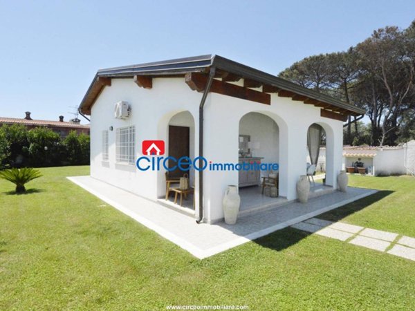 casa indipendente in vendita a San Felice Circeo in zona Torre Olevola