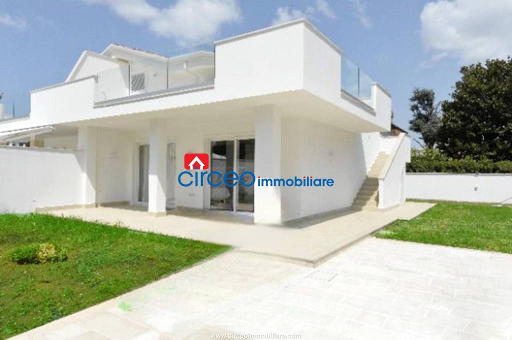 casa indipendente in vendita a San Felice Circeo in zona Torre Olevola
