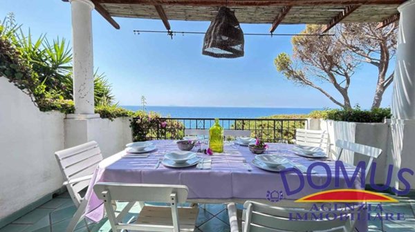 casa indipendente in vendita a San Felice Circeo in zona Punta Rossa