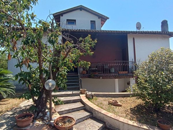 casa indipendente in vendita a San Felice Circeo in zona Torre Olevola