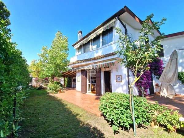 casa indipendente in vendita a San Felice Circeo