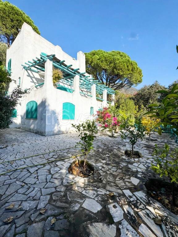casa indipendente in vendita a San Felice Circeo in zona Punta Rossa