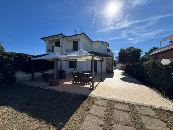 casa indipendente in vendita a San Felice Circeo