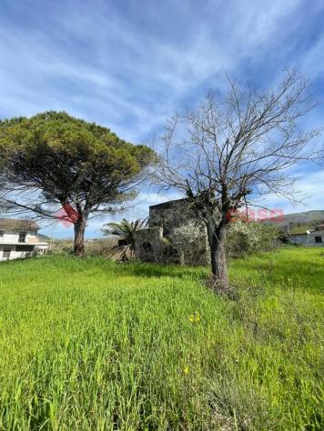 terreno agricolo in vendita a Santi Cosma e Damiano