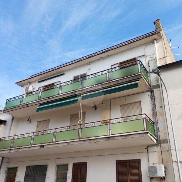 appartamento in vendita a Santi Cosma e Damiano