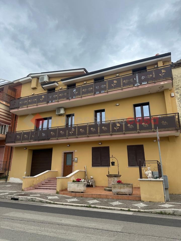 appartamento in vendita a Santi Cosma e Damiano