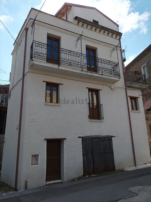 quadrivano in vendita a Santi Cosma e Damiano