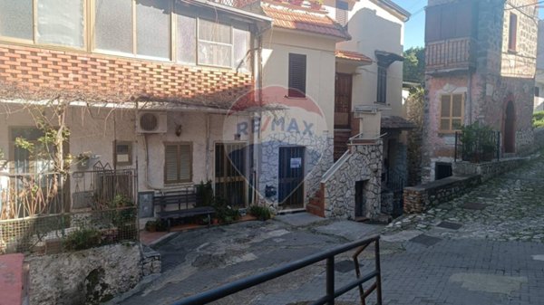 appartamento in vendita a Santi Cosma e Damiano