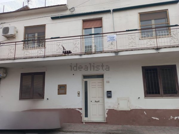 casa indipendente in vendita a Santi Cosma e Damiano