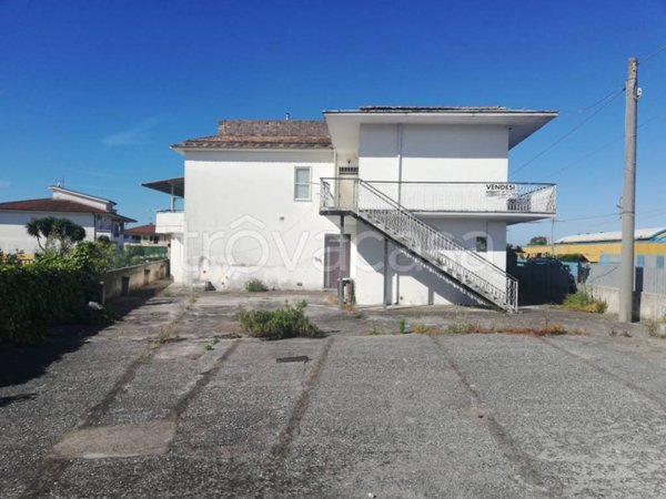 appartamento in vendita a Santi Cosma e Damiano