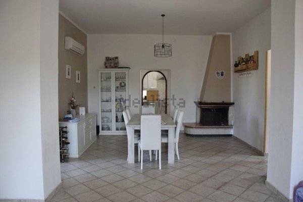 appartamento in vendita a Santi Cosma e Damiano