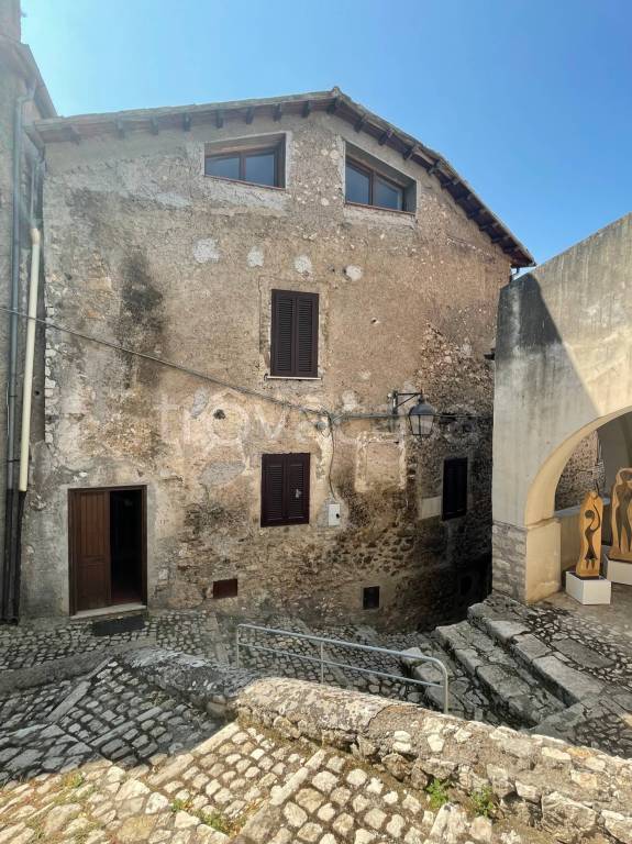appartamento in vendita a Sermoneta