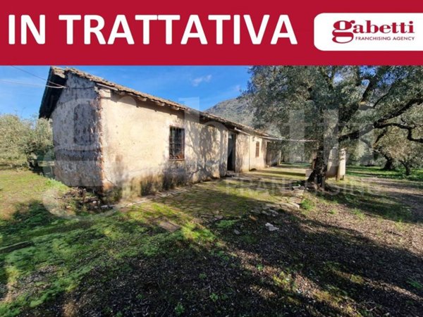 casa indipendente in vendita a Sermoneta in zona Doganella