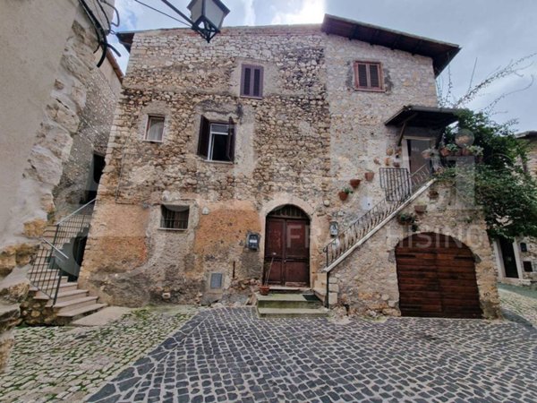 appartamento in vendita a Sermoneta