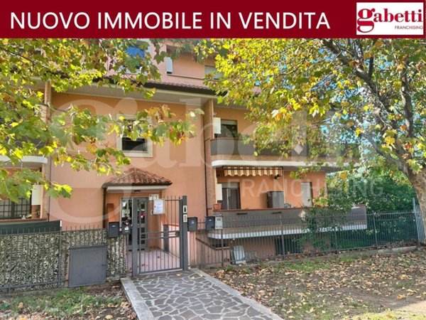 appartamento in vendita a Sermoneta in zona Sermoneta Scalo