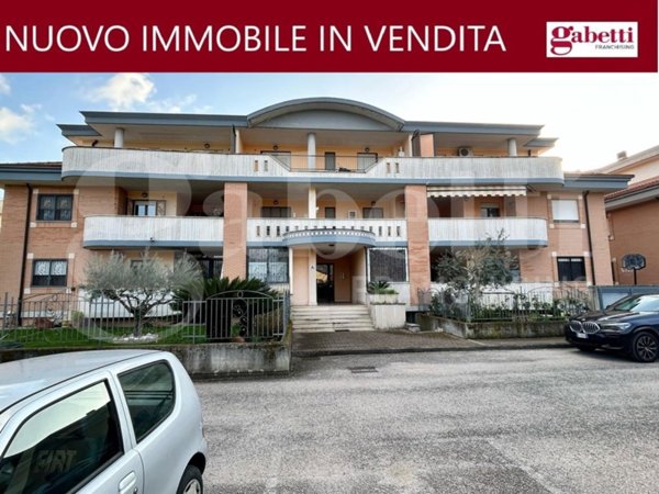 appartamento in vendita a Sermoneta in zona Ponte Nuovo
