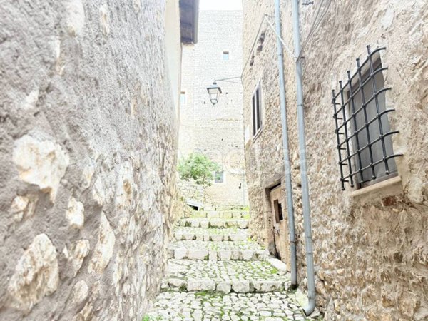 appartamento in vendita a Sermoneta