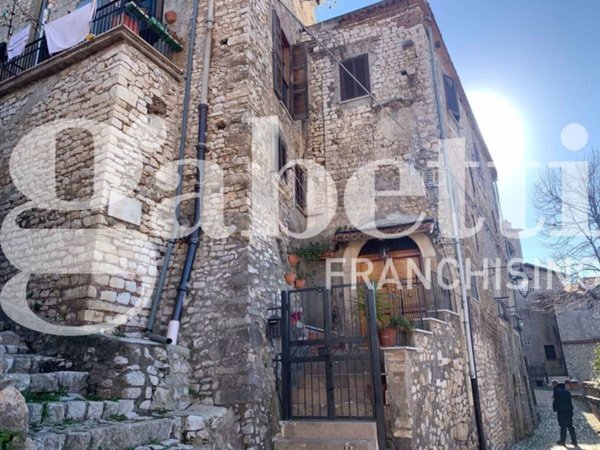 appartamento in vendita a Sermoneta