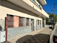 locale commerciale in vendita a Sermoneta