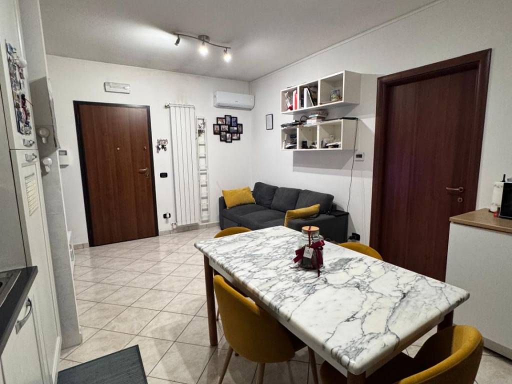 appartamento in vendita a Sermoneta in zona Monticchio