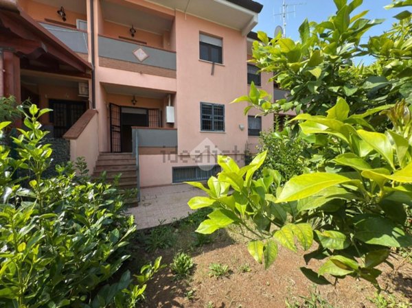 casa indipendente in vendita a Sermoneta in zona Ponte Nuovo