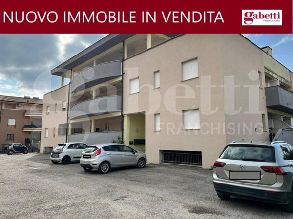 appartamento in vendita a Sermoneta in zona Monticchio