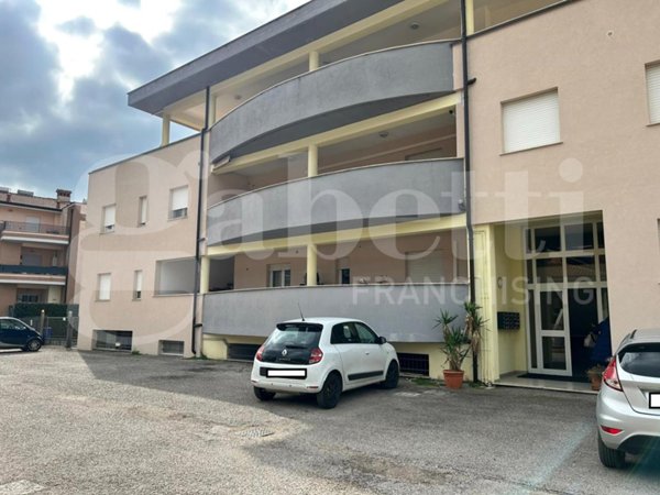 appartamento in vendita a Sermoneta in zona Monticchio