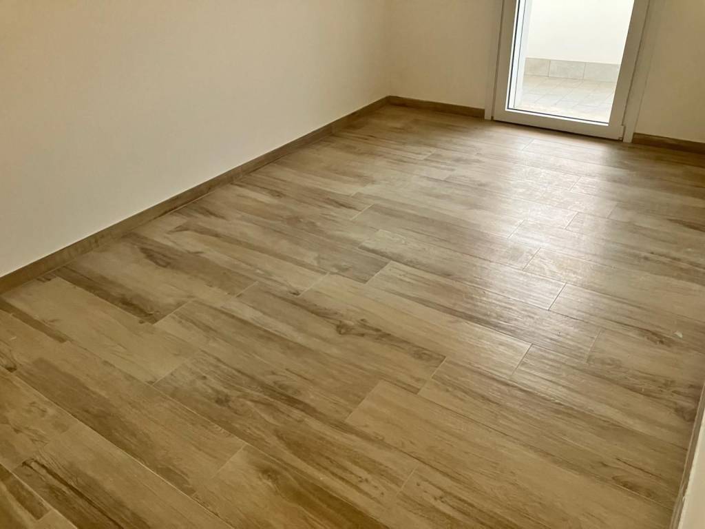 appartamento in vendita a Sermoneta in zona Carrara