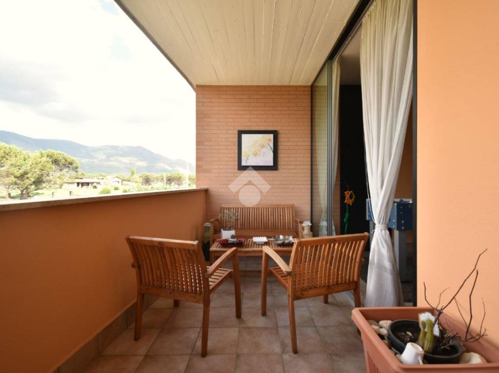appartamento in vendita a Sermoneta in zona Ponte Nuovo