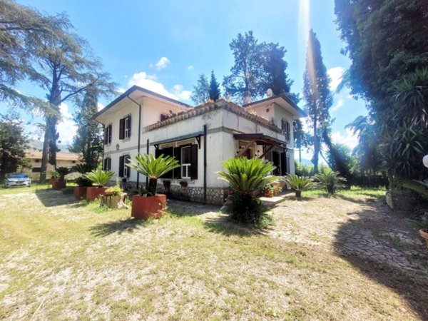 casa indipendente in vendita a Sermoneta