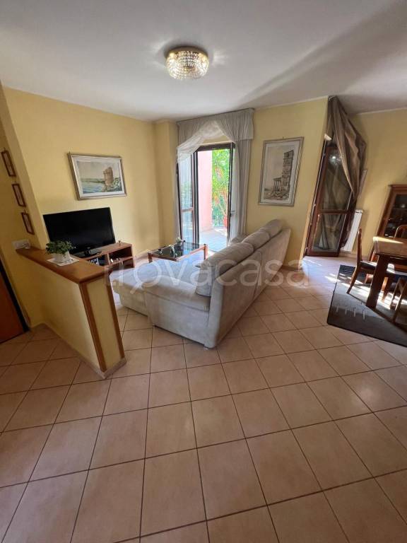 casa indipendente in vendita a Sermoneta in zona Doganella