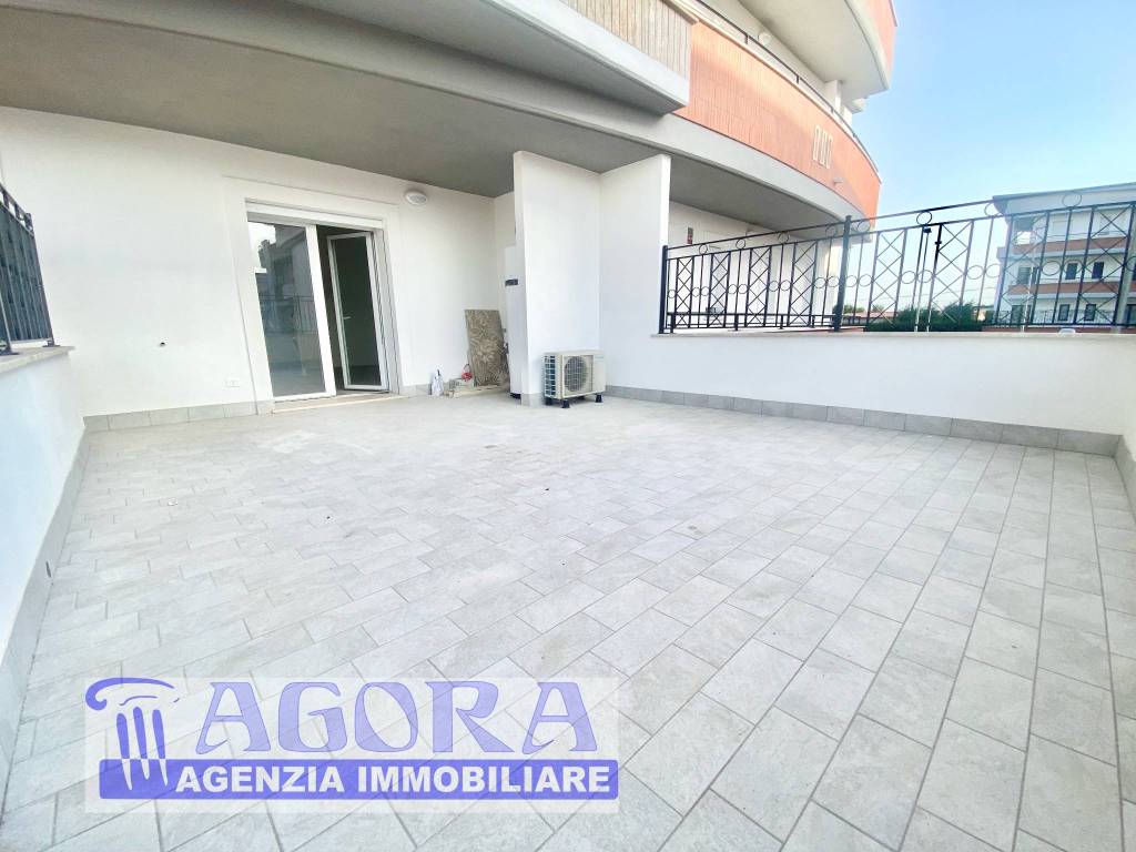 appartamento in vendita a Sermoneta in zona Doganella