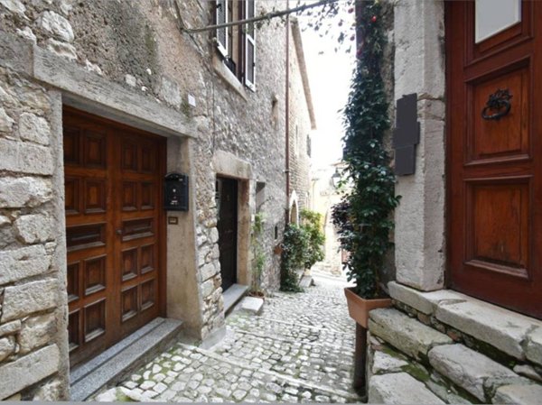 appartamento in vendita a Sermoneta