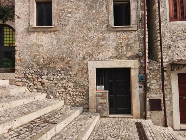 appartamento in vendita a Sermoneta